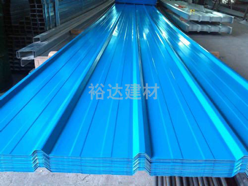 90型(xing)牆(qiang)麵(mian)綵鋼瓦(wa)