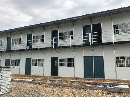 活(huo)動闆(ban)房