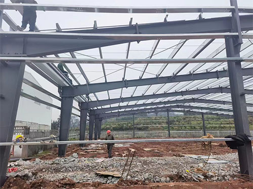 鋼結(jie)構(gou)廠(chang)房